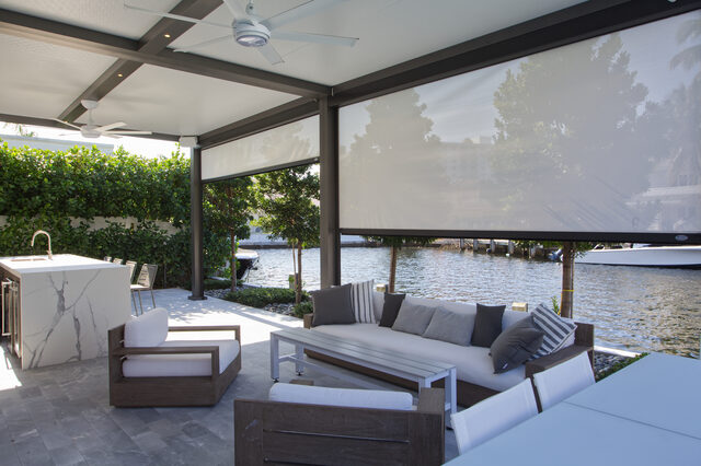 Motorized retractable awning